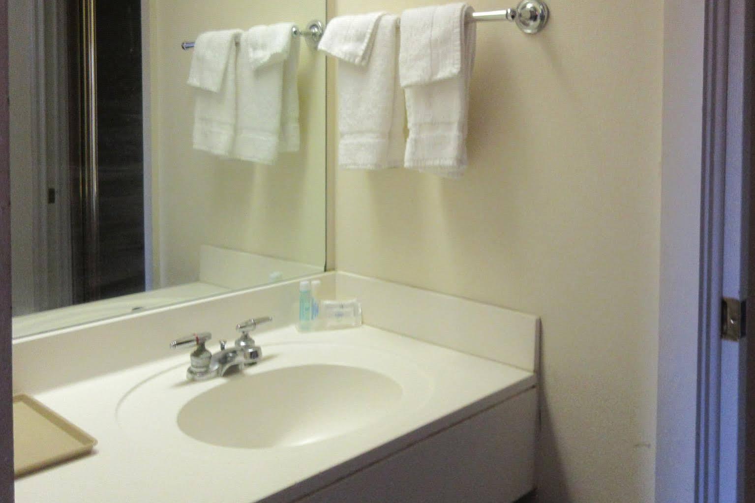 Quality Inn Lavonia 外观 照片